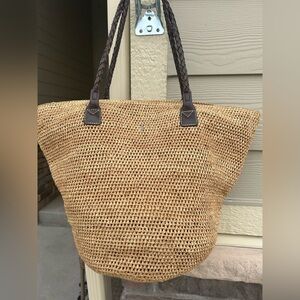 $495 HELEN KAMINSKI Raffia Crochet TOTE BAG with Italian Leather Handles